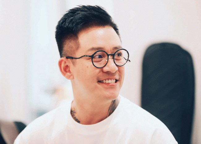 Tuấn Hưng có cách đáp trả khiến netizen ‘cười bò’ khi bị antifan mỉa mai ‘nói nhiều như đàn bà’