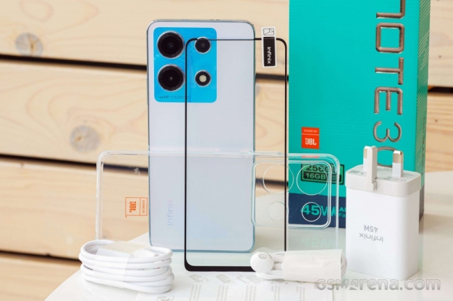 Mở hộp Infinix Note 30: Trang bị ‘khủng’ hơn cả iPhone 14 Pro Max, thiết kế lấp lánh bắt mắt
