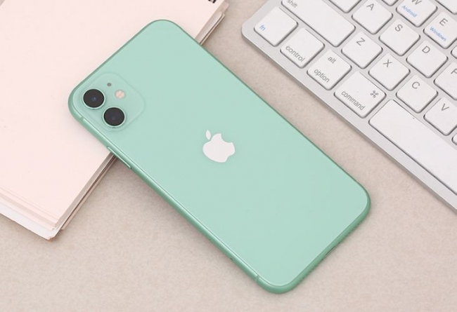 iPhone 11 giảm nửa giá cuối tháng 7, chỉ còn từ 10 triệu, rẻ hơn nhiều Galaxy S22