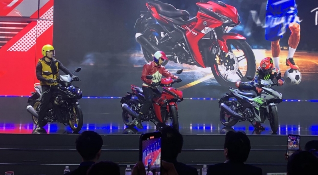 Tin xe trưa 15/9: Yamaha Exciter 155 mới ra mắt, sóng gió đợi chờ Honda Winner X