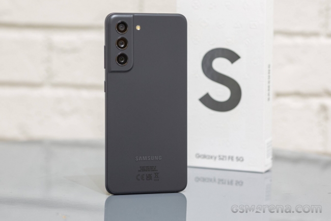 Vua hiệu năng giá rẻ của Samsung bán hạ giá sàn, rẻ hơn iPhone 11, hiệu năng lại lấn lướt hoàn toàn