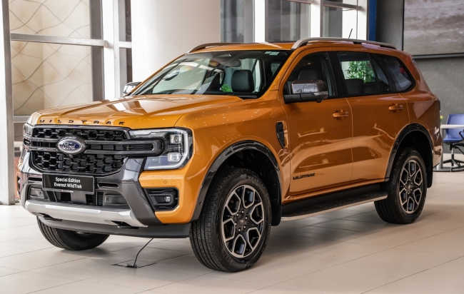 Cận cảnh ‘mãnh thú’ Ford Everest Wildtrak 2024 vừa ra mắt: ‘Lấn át’ Toyota Fortuner nhờ thiết kế siêu chất