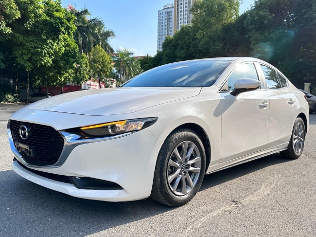 Giá xe Mazda 3 cũ rẻ ‘giật mình’: Khách Việt ồ ạt săn xe dưới 500 triệu đồng chơi Tết