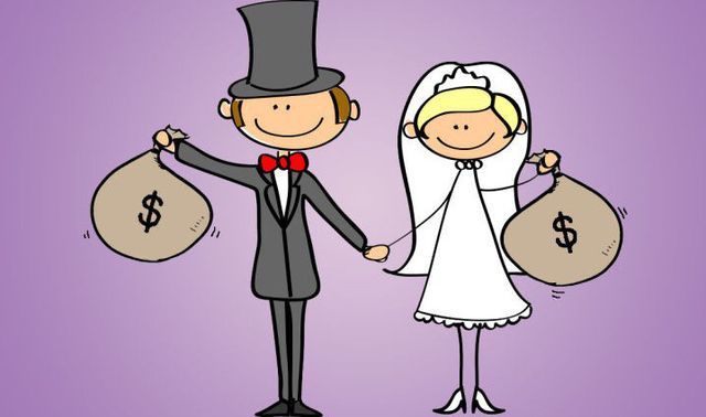 Được hỏi có bao nhiêu tiền thì mới nên kết hôn, TS.Lê Thẩm Dương trả lời: 