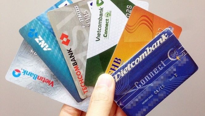 Năm hết Tết đến, bị rút trộm tiền, chủ thẻ ATM có được đền bù?