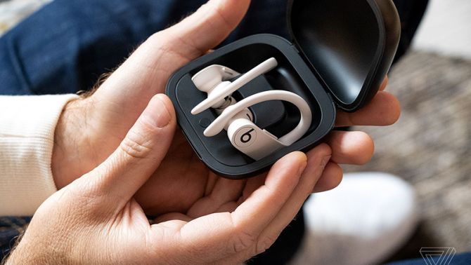Công ty con của Apple giới thiệu tai nghe không dây mới Powerbeats Pro 