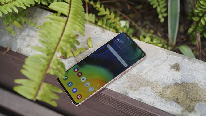 Trên tay Galaxy A80: chiếc Galaxy A đẹp và độc đáo nhất của Samsung