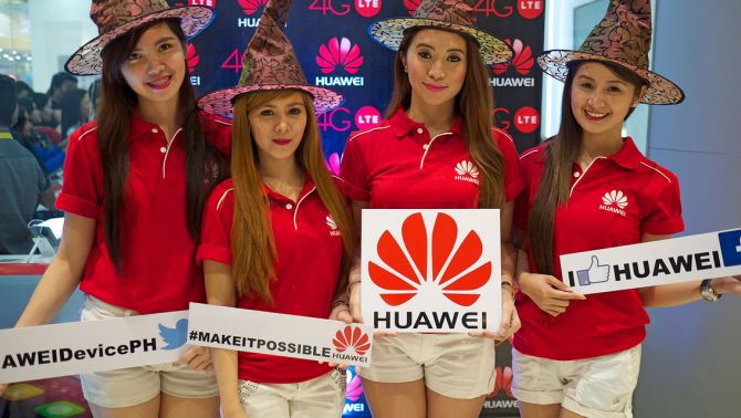 Huawei ‘đãi ngộ’ khủng: Lương nhân viên tính bằng tiền tỷ