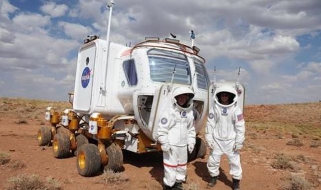 Hé lộ cỗ xe của NASA trị giá 138 tỷ dùng để xây căn cứ loài người trên Mặt trăng