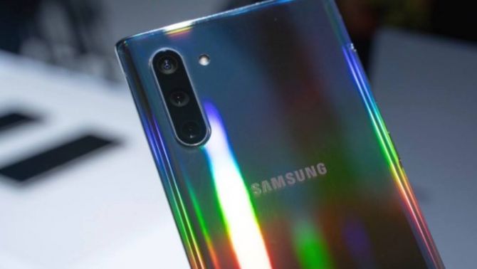 Galaxy Note 10 có dấu hiệu “cháy hàng” dù chưa lên kệ, đơn đặt hàng gấp đôi Note 9