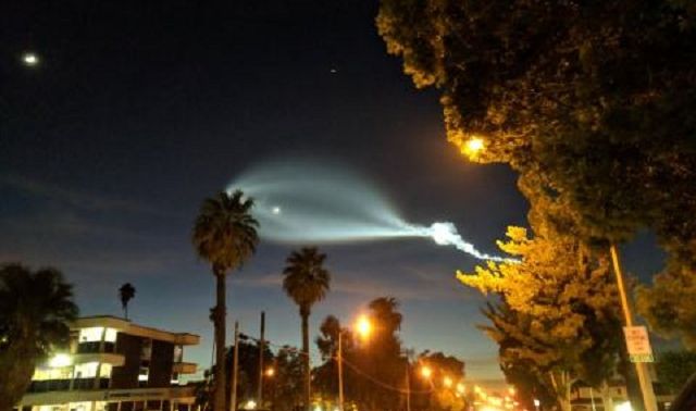 Người ngoài hành tinh xuất hiện tại Việt Nam: Có tới 30 ‘vật thể bay’ không xác định