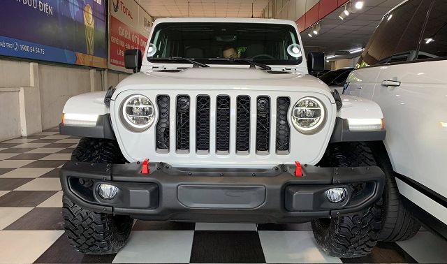 Jeep Gladiator 2020 ‘hàng độc’ về Việt Nam: ‘Con cưng’ của giới nhà giàu thích ‘của lạ’