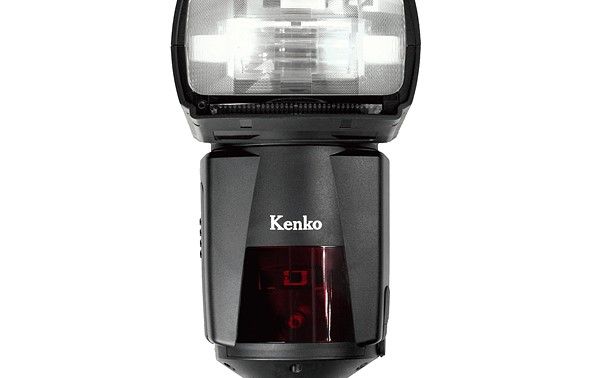 Kenko ra mắt đèn flash AB600R tự động đổi góc theo góc chụp 