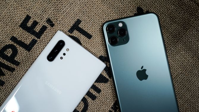 Đại chiến smartphone `ngàn đô`: Samsung Galaxy Note 10+ vs iPhone 11 Pro Max