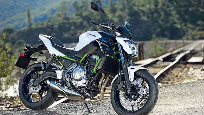 Chiêm ngưỡng Kawasaki Z650 mới: Siêu naked bike giá rẻ phù hợp cho người Việt
