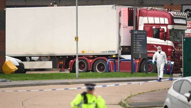 Vụ 39 người chết ở Anh: Tình tiết bất ngờ mới nhất