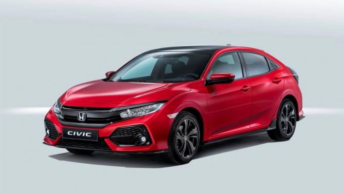 Đối đầu với Mazda 3 Sport, Honda cho ra mắt phiên bản facelift của Civic Hatchback 2019