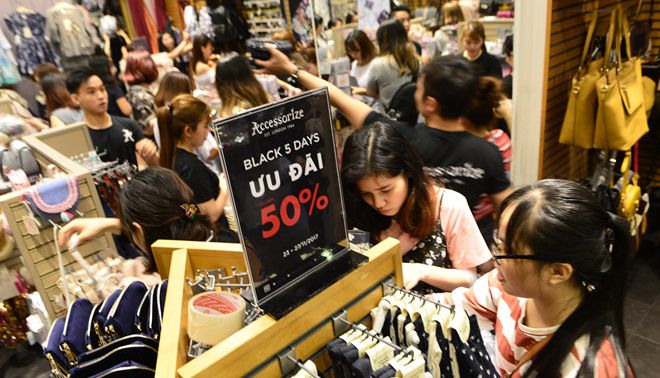 6 thương hiệu thời trang khuyến mãi, sale “sập sàn” vào Black Friday năm nay