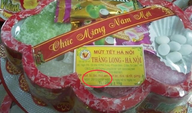 Hoang mang mứt Tết đến từ... tương lai