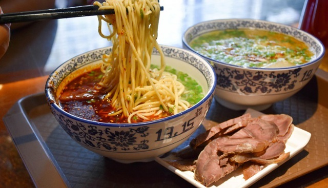 Nhà hàng Trung Quốc trộn thuốc phiện vào đồ ăn để tăng doanh thu