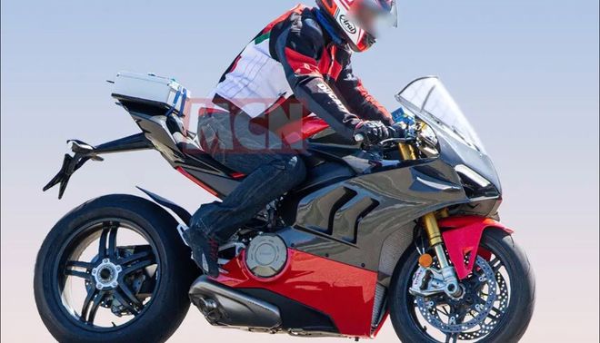 Siêu mô tô Ducati V4 Superleggera trị giá 2,3 tỉ lộ hình ảnh với cánh gió cực độc