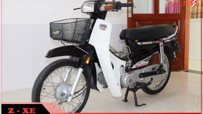 Chiêm ngưỡng Honda Dream II Thái đời 1993, giá ngang SH mới tại Việt Nam