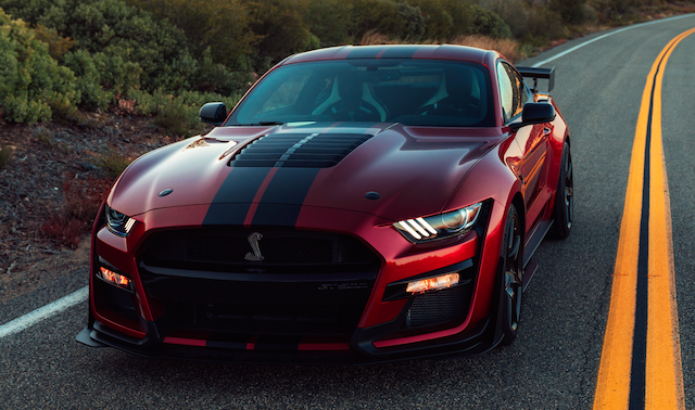 'Đè bẹp' mọi đối thủ, Ford Mustang trở thành xe thể thao bán chạy nhất năm 2019