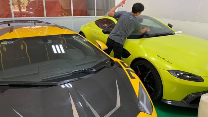 Đại gia Hoàng Kim Khánh chi hàng trăm triệu đồng nâng cấp cho Aston Martin V8 Vantage