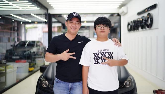 Đại gia Sài Gòn tặng Mercedes-Benz C200 tiền tỷ cho con trai 15 tuổi