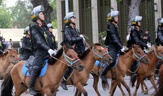 Choáng với `profile' cực chất của những chú ngựa Mông Cổ trong biên chế CSCĐ Việt Nam