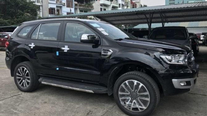 Vì sao Ford Everest thống trị phân khúc SUV, đè bẹp 'cựu vương' Toyota Fortuner?