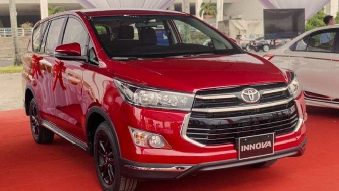 Tin xe hot 17/9: Toyota Innova và Mitsubishi Xpander giảm trăm triệu, SUV 7 chỗ tông 2 người tử vong