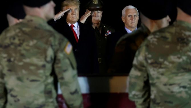 'Thiết quân luật' đề nghị quân đội vào cuộc 'đàn áp' kết quả bầu cử, Tổng thống Donald Trump nói gì?