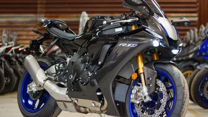 Siêu phẩm côn tay của Yamaha vừa về Việt Nam: Thiết kế siêu đỉnh, sức mạnh thổi bay Honda Winner X