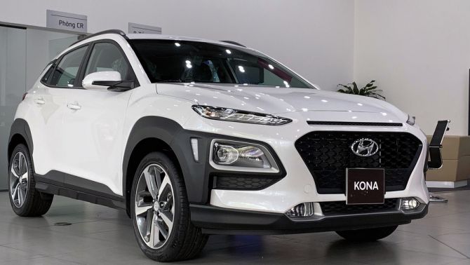 Hyundai Kona giảm giá mạnh tay lần cuối trước Tết Nguyên đán, cạnh tranh Kia Seltos với giá cực hời