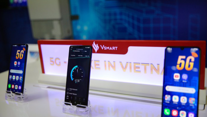 Điện thoại do VinSmart sản xuất chính thức được bày bán ở Mỹ: Lời hứa của tỷ phú Phạm Nhật Vượng