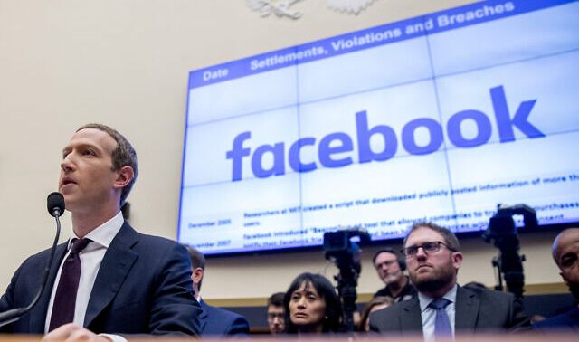 Làm ngay việc này để biết Facebook của bạn có bị lấy cắp dữ liệu hay không