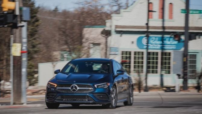 Auto5 đưa ra lựa chọn 'những sedan hạng sang tốt nhất'