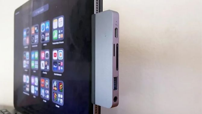 Đánh giá Sanho HyperDrive USB-C cổng kết nối mở rộng cho iPad Pro