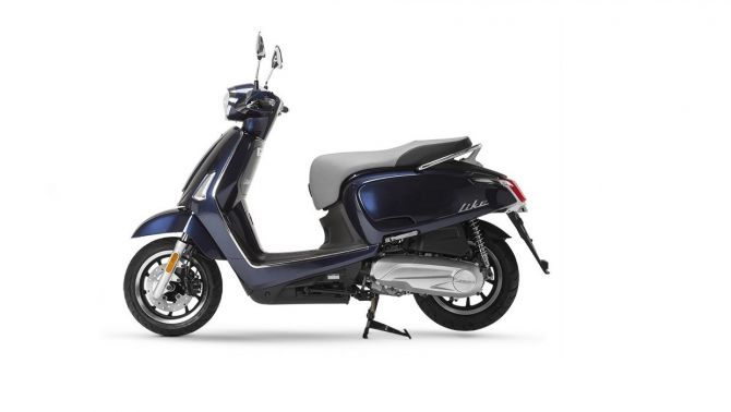 Honda SH 150i cũng phải run sợ vì siêu đối thủ giá rẻ hơn gần 30 triệu đồng, trang bị cực chất