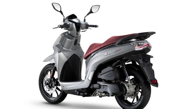 Cận cảnh diện mạo khó cưỡng của đối thủ Honda SH 150i, ra mắt với giá chưa đến 74 triệu đồng