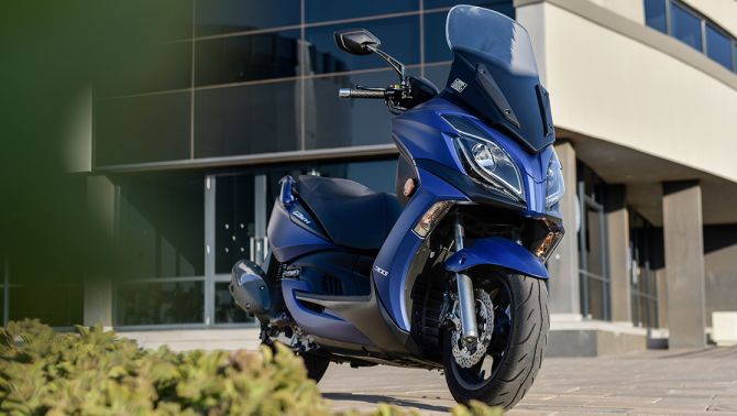 Honda SH ngã gục vì ‘khắc tinh’ mới có thiết kế tuyệt hảo, sức mạnh đè ép 'Vua tay ga'