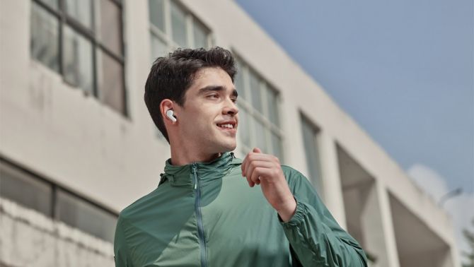 Amazfit PowerBuds Pro ra mắt với đo nhịp tim ngay trên vành tai