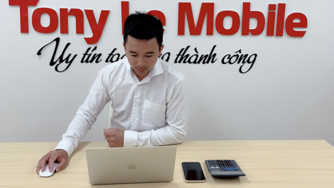 Lê Trung Hiếu – Từ chàng trai trẻ bản lĩnh đến ông chủ cửa hàng điện thoại Tony Le Mobile