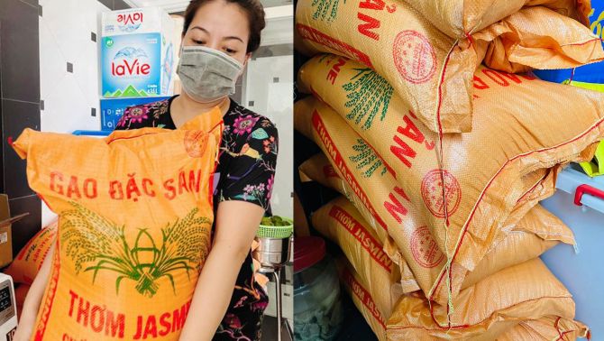 Trương Ngọc Ánh hỗ trợ 1 tấn gạo cho hoàn cảnh khó khăn, tự bê từng bao gạo 25kg khiến CĐM trầm trồ