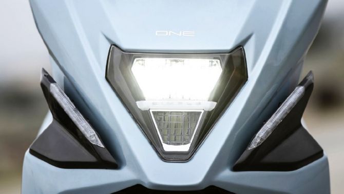 Siêu phẩm xe máy giá 32 triệu ‘soán ngôi’ Honda SH Mode: Thiết kế và trang bị ‘đốn tim’ khách Việt