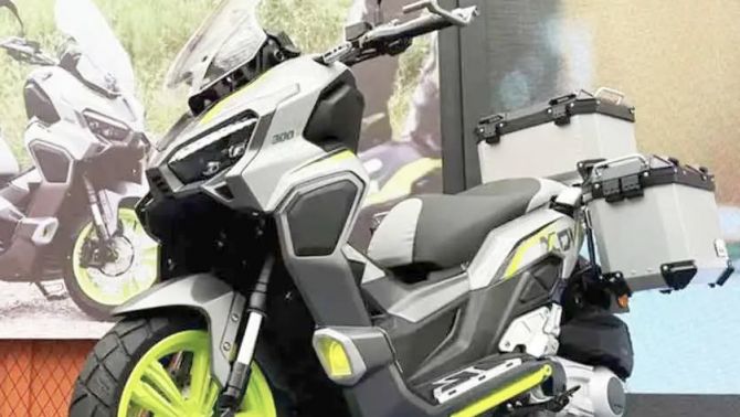 ‘Phát cuồng’ với đối thủ mới của Honda SH vừa trình làng, thiết kế bá đạo chèn ép ‘Vua tay ga’