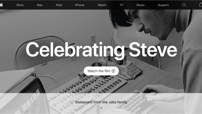 Apple kỷ niệm 10 năm ngày mất của CEO Steve Jobs ngay trên trang chủ