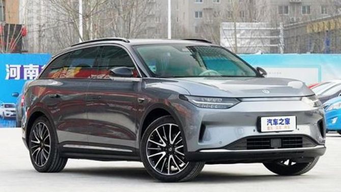Lộ diện mẫu SUV giá rẻ 564 triệu ‘đối đầu’ Honda CR-V: Thiết kế so kè Mazda CX-5, trang bị ngập tràn