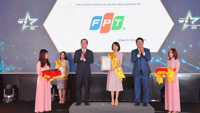 FPT giành 7 giải Top 10 doanh nghiệp CNTT Việt Nam 2021